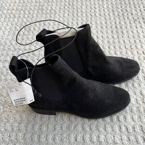 H&M Black Suede Ankle Boots